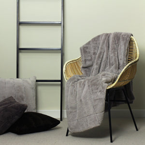 Faux Fur Throw - Grey - 130 X 180cm