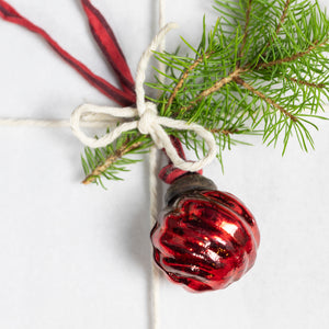 Mini Textured Baubles with Sari Loops Bag of 9