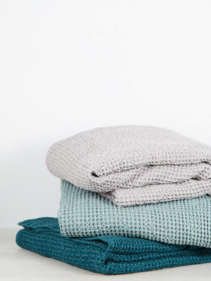 Vivaraise throw store